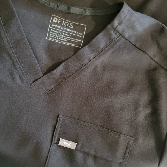 FIGS Technical Collection Scrub Top Women XXL Black V-Neck Chest Pocket Medical - Picture 1 of 11